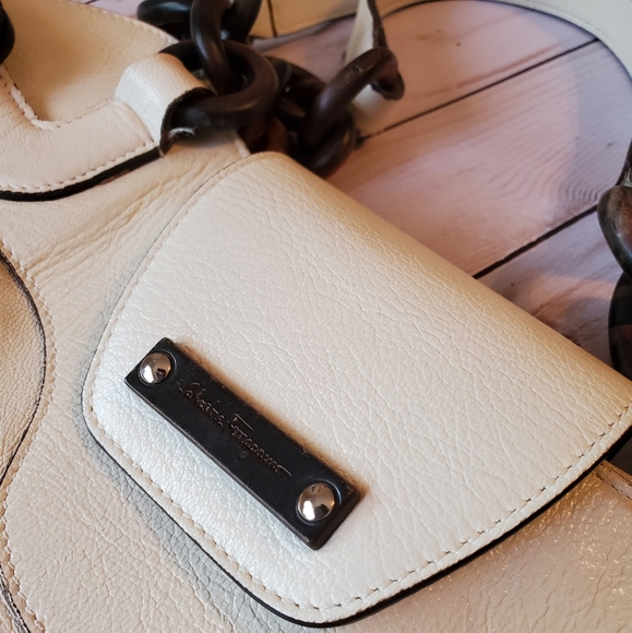 SALVATORE FERRAGAMO White Leather & Wood Satchel - Picture 4 of 8